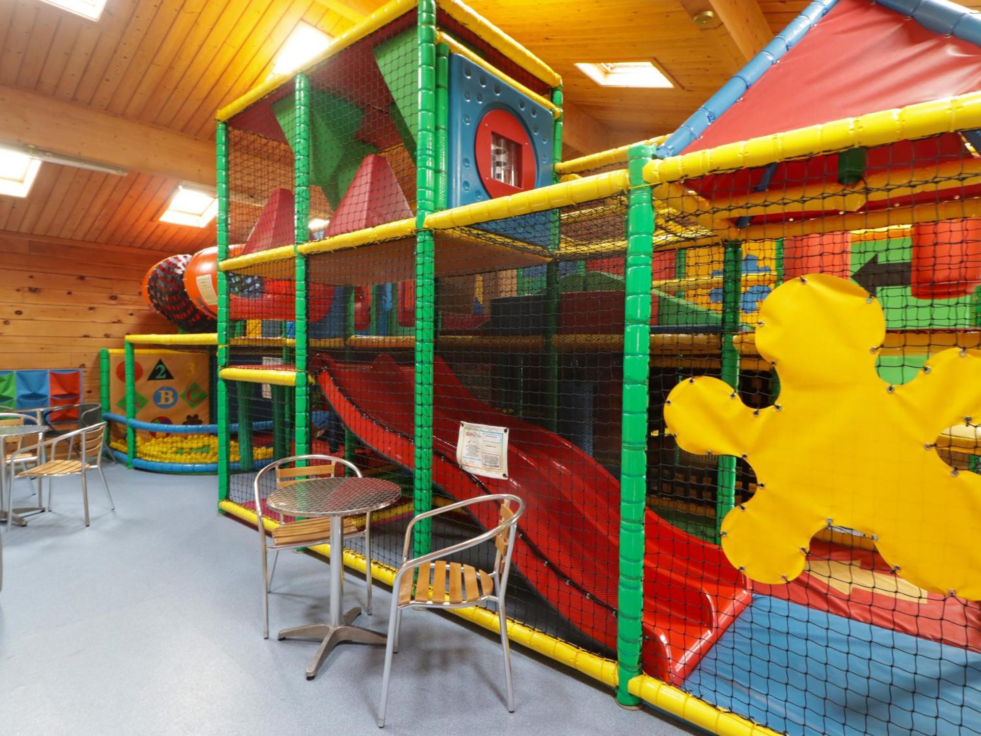 13 Gower Holiday Village Swansea Exterior foto